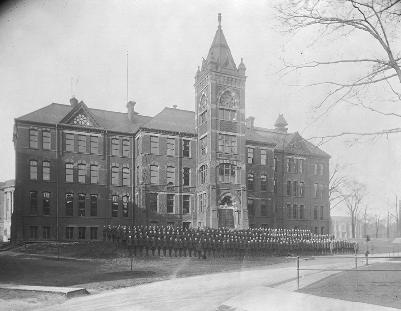 Royal Flying Corps in front of the School of Practical Science (Engineering Building) at UofT, 1917.