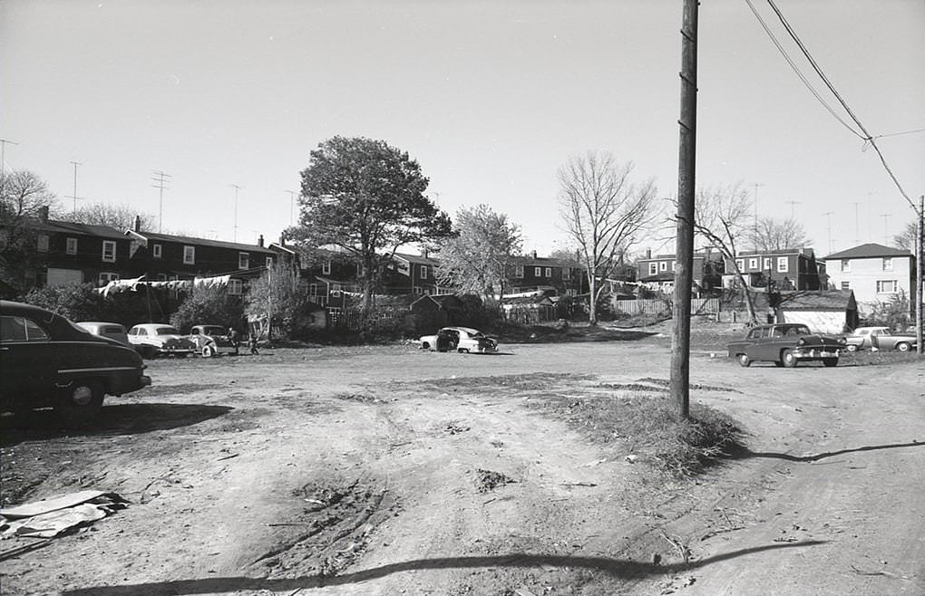 Here's the block bounded by Rhyl, Elmer, Norway, Kenilworth Avenues, the interior of which is now occupied by Beaches Lions Centennial Apartments, 1960s