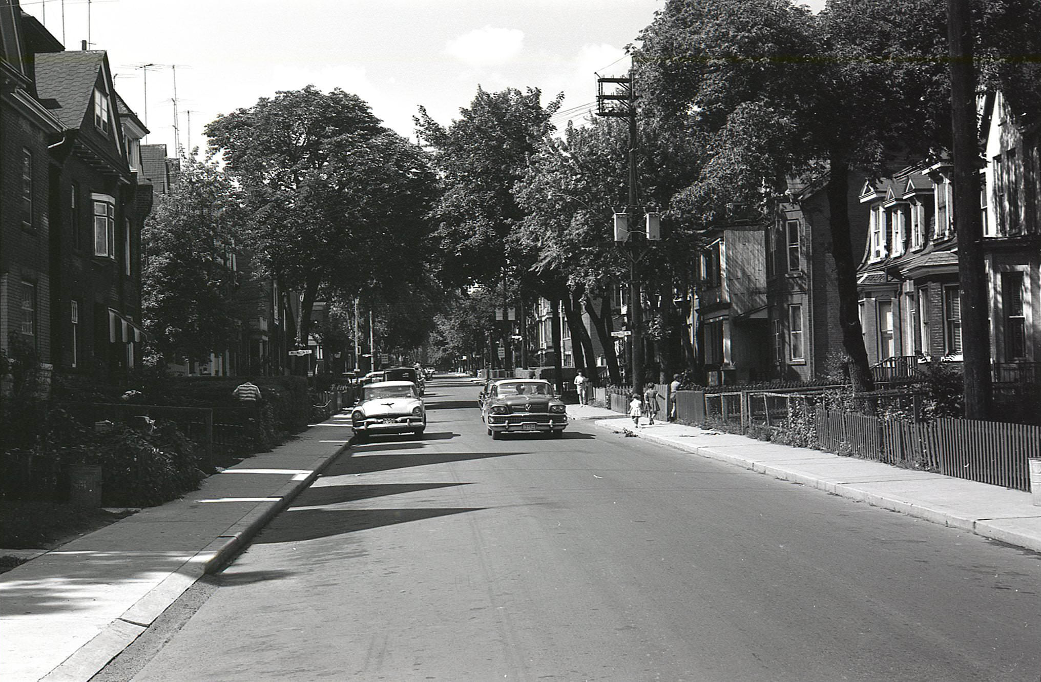 Looking north along Sackville Street, toward the intersection with Sackville Place / Millington Street, 1963