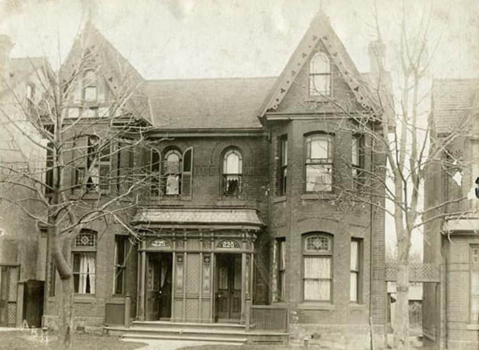 223/225 Huron Street, 1904