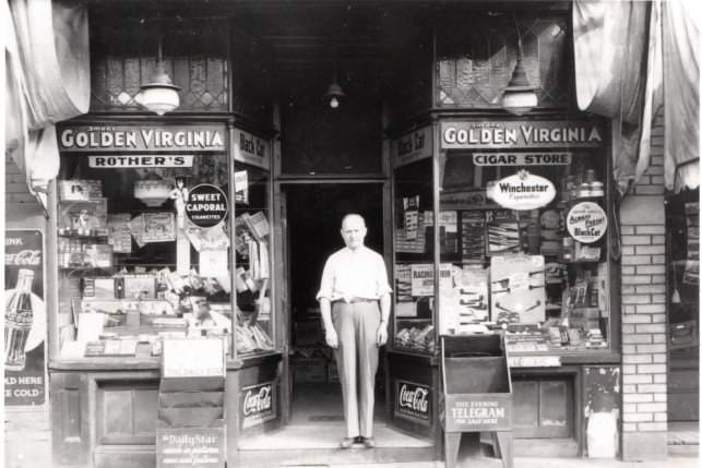 Cigar store at 1028 Gerard St. E, 1955