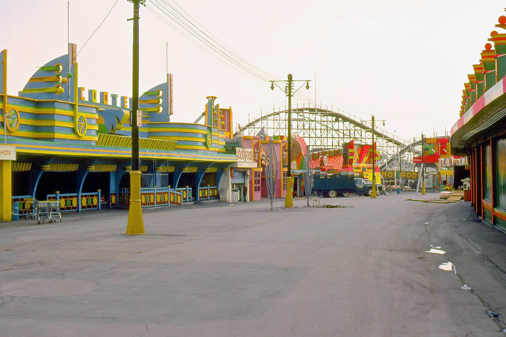 Games along a very quiet CNE Midway, 1968