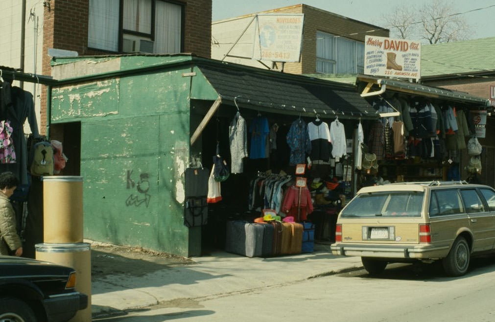 220 Augusta Avenue, 1981