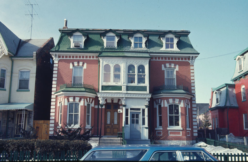 27-29 Beaconsfield Avenue, 1976