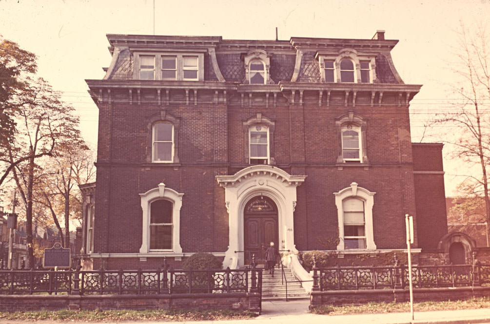 50 Baldwin Street, 1970