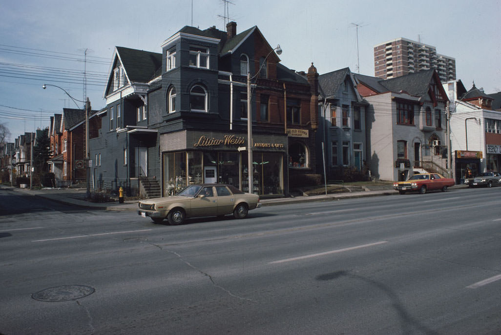 The Old Vienna Bookshop - 112 Avenue Road, 1976