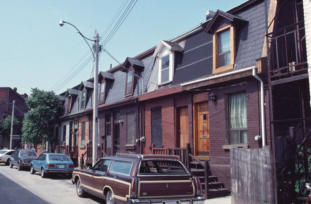 One of my favorite houses in Toronto, 1980