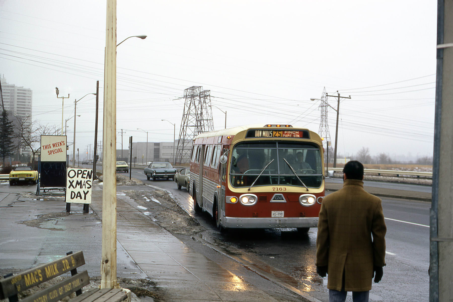 Don Mills Bus. Gateway & Don Mills looking south, 1972