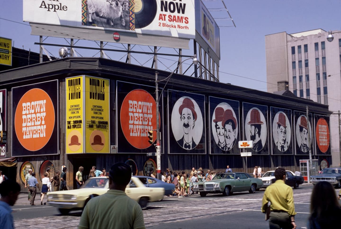 Brown Derby Tavern, north east corner of Yonge & Dundas Street intersection, June 23, 1971.