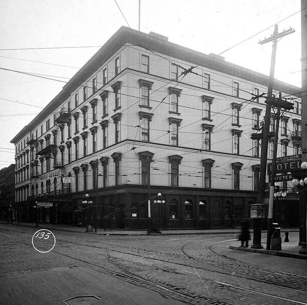 The Prince George Hotel in 1919. Located on the SE corner of King & York streets, it was originally named the Rossin House. The building was demolished in 1969 to make way for the TD Centre.