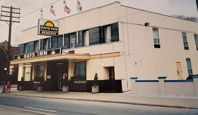 The Orchard Park Tavern/ Daysinn Toronto East Beaches at 1684 Queen St East, 1990s