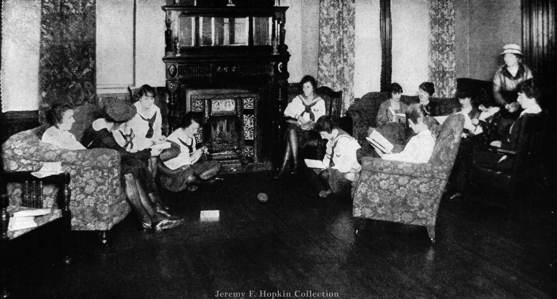 The big sitting room at the Eaton Women's Club, 1900s