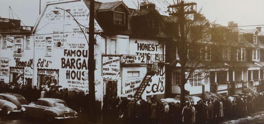 Honest Ed's, corner of Bloor & Markham Streets - Credit Howard Hoffman‎, 1948