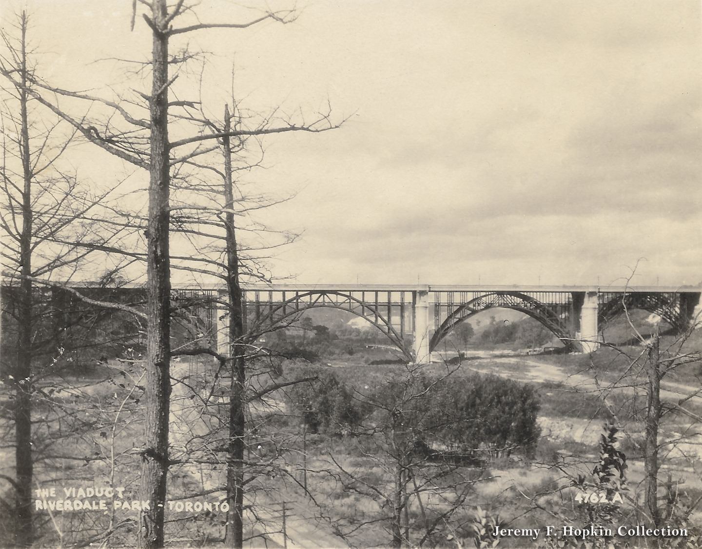 Looking north to the Prince Edward Viaduct from Riverdale Park, 1920.