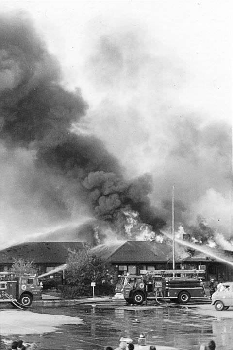 Fire at the Tam O'Shanter pool complex , 1971