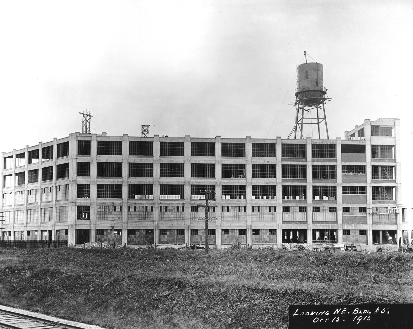 'Kodak Heights' factory construction, looking NE, Building 5, Mount Dennis, Toronto. (Eglinton Ave. W. & Weston Rd.), October 15, 1915