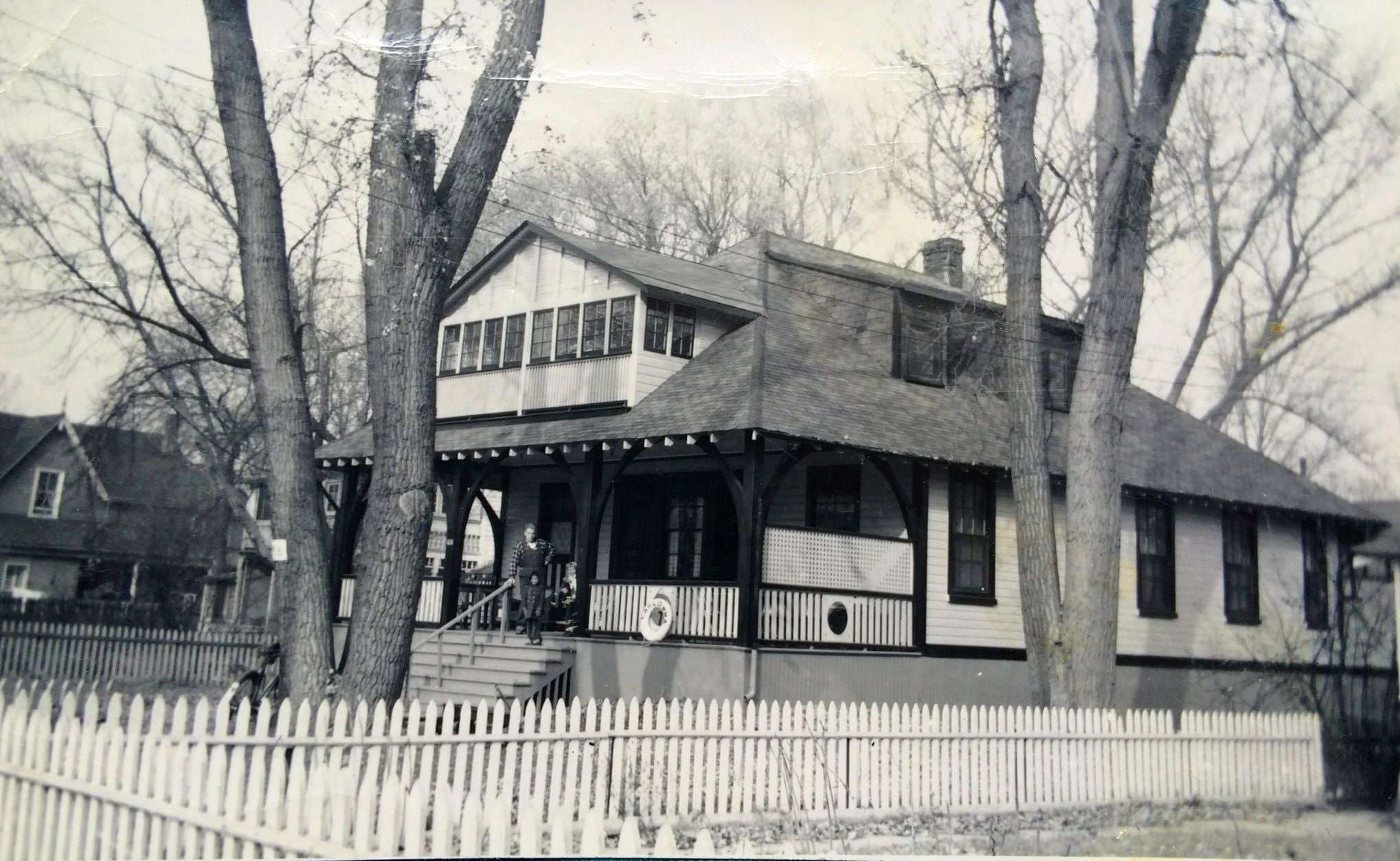 House, on Clandaboye Ave. on Centre Island, 1950