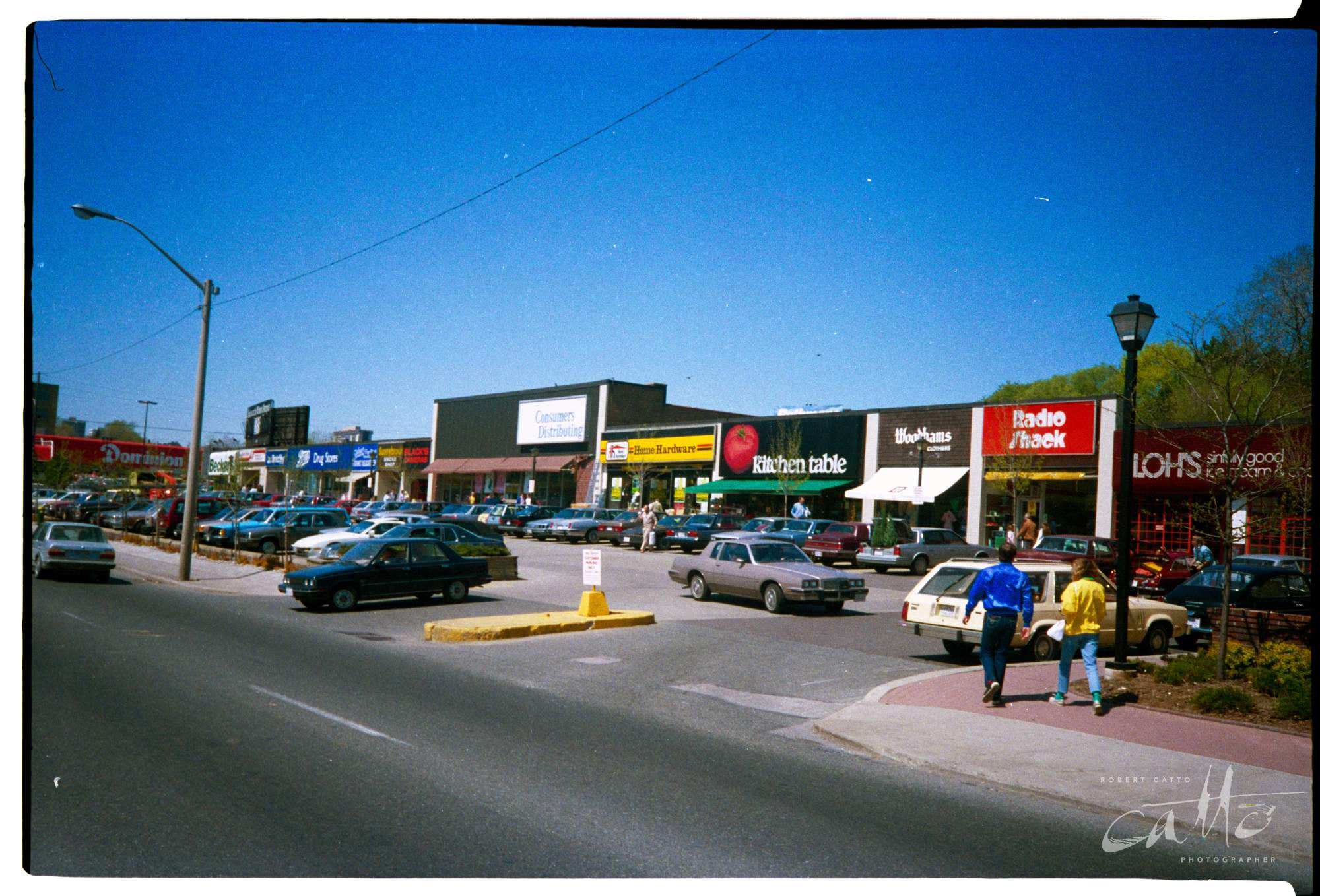 Sunnybrook Plaza, 1980s