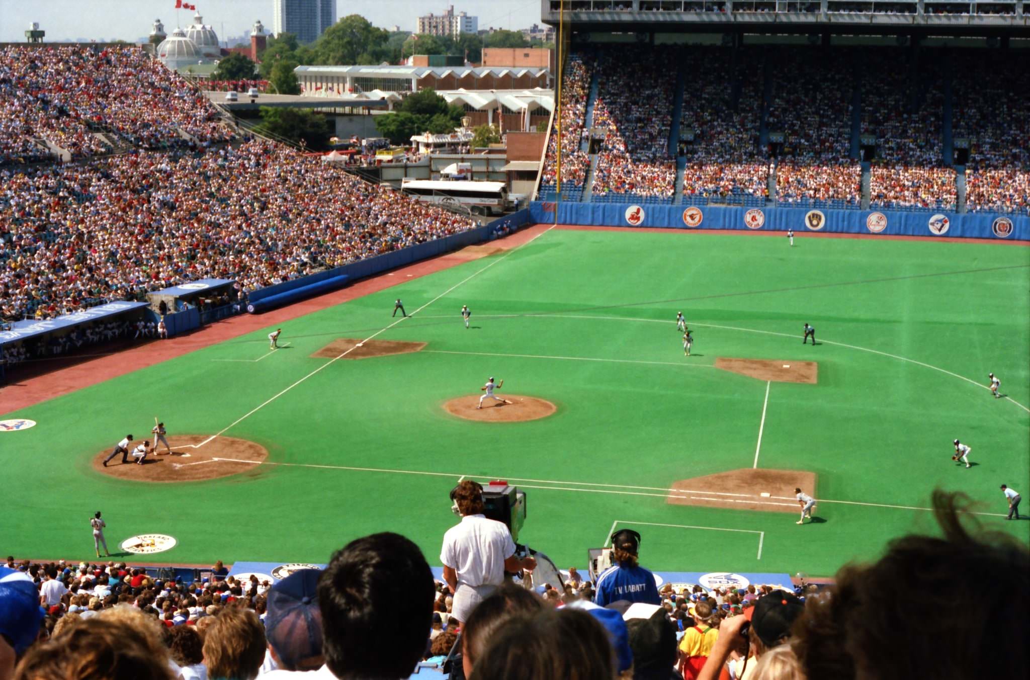 The Blue Jays playing at Exhibition Stadium, 1987