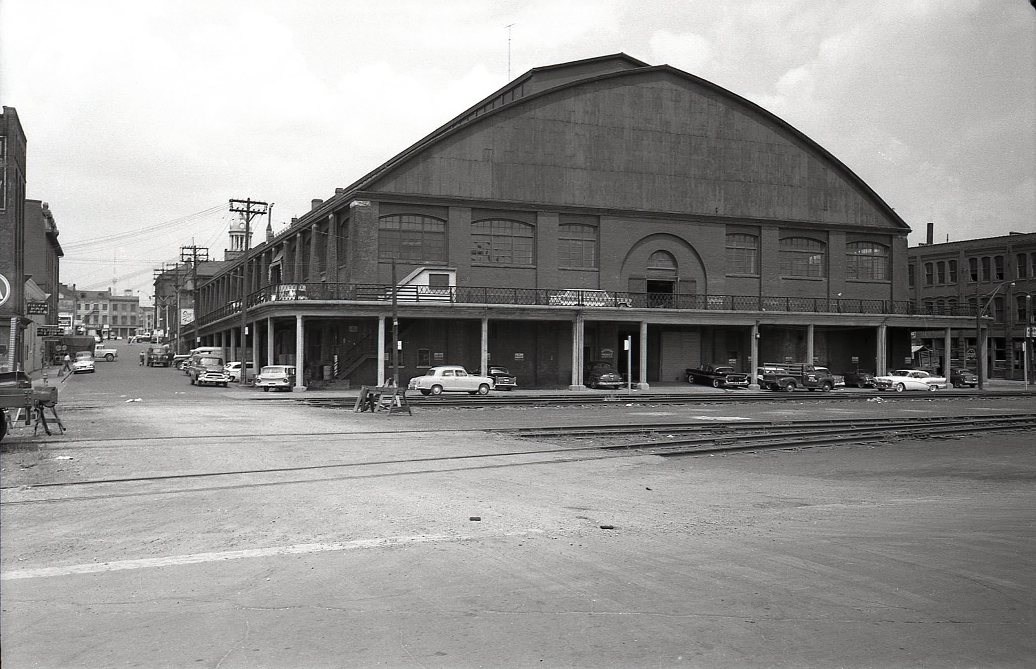 A great shot of St. Lawrence Market and Market Street, before the market’s renovation and area development, 1960s
