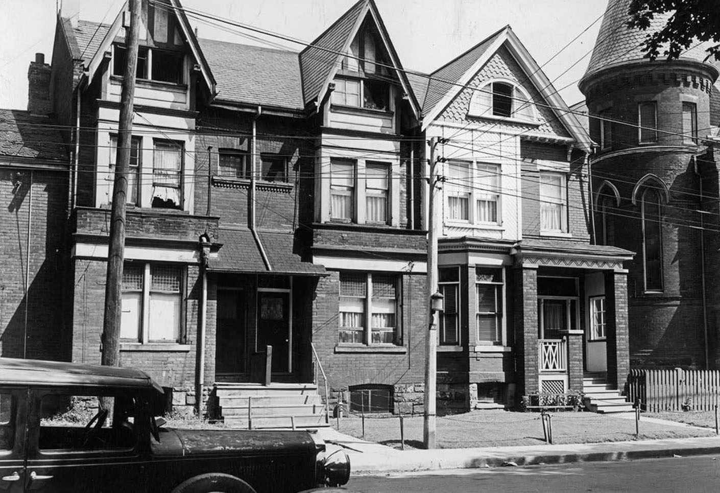 28-32 Oak Street - July 29, 1949