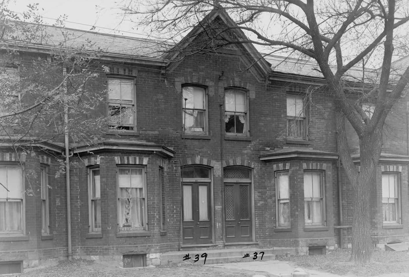 37-39 Oak Street - Nov. 10, 1947