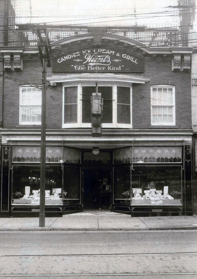 Hunt's Candies, Ice Cream and Grill - West side of Yonge just south of Bloor, 1929-30