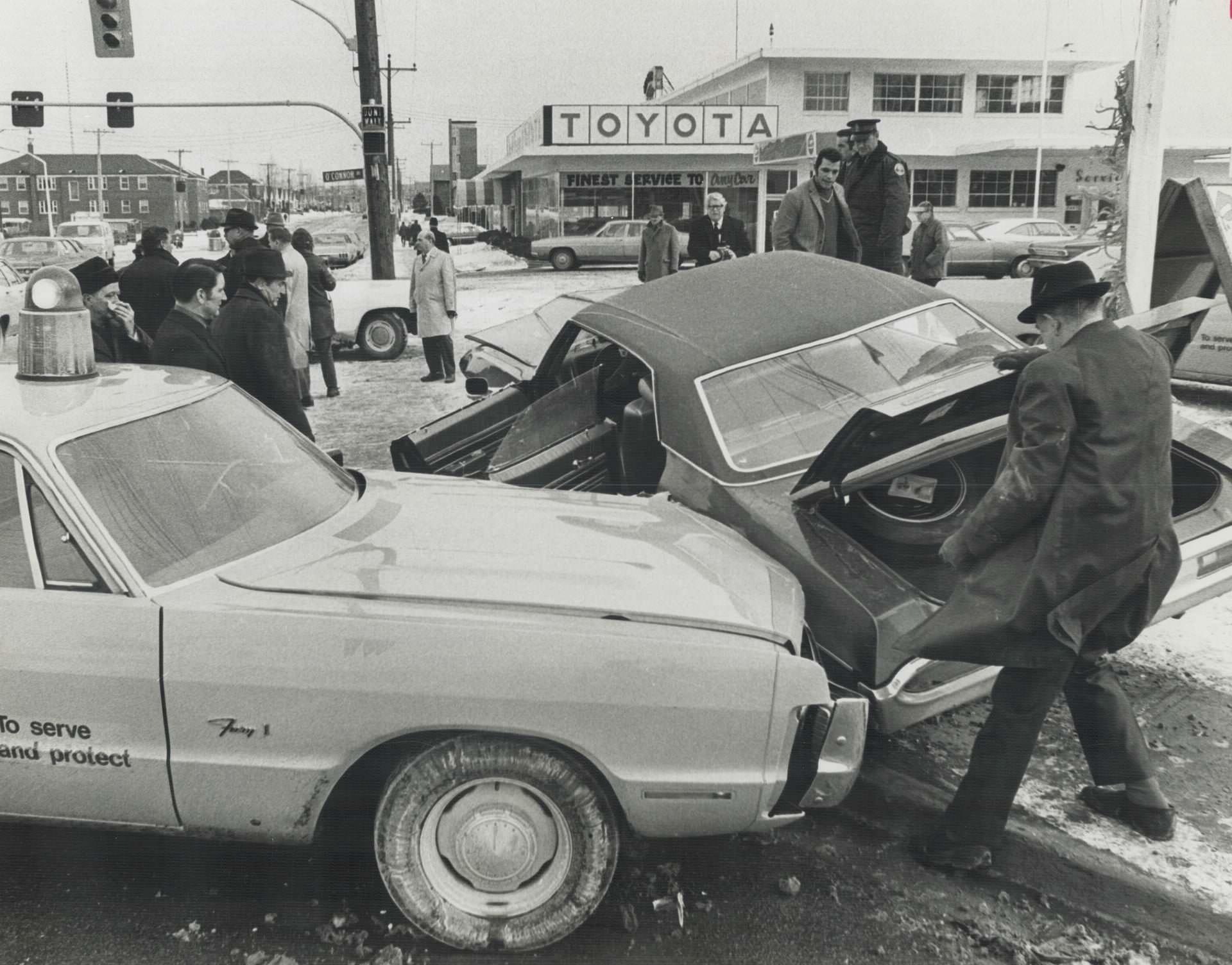 Police chase- O'connor & St. Clair looking east, 1971