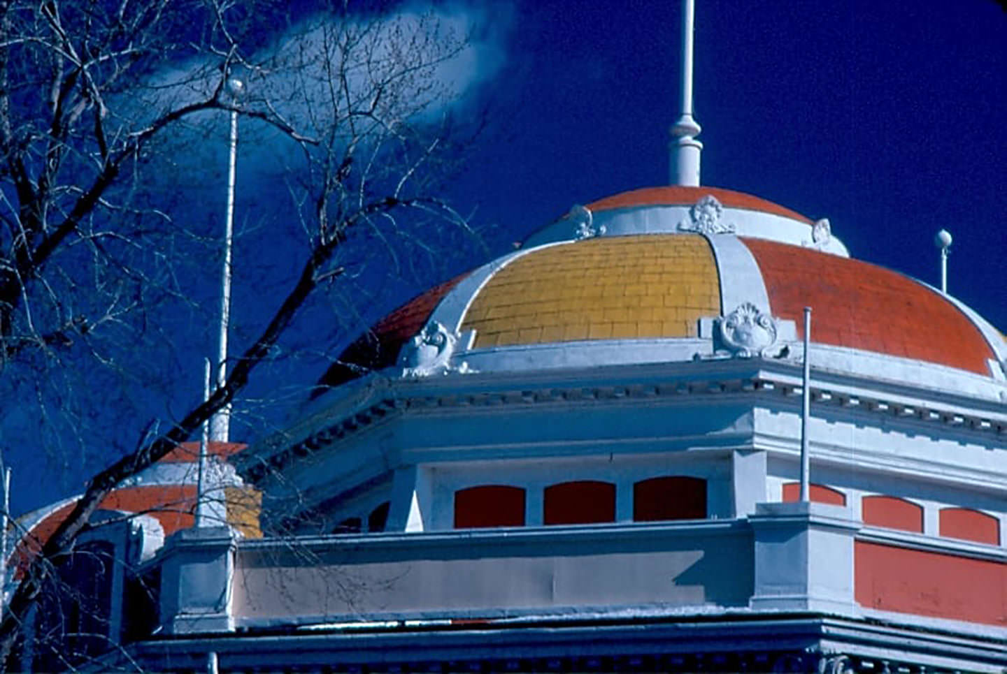 Roof of the Music Building at the CNE. Dad's slides, Feb 1977