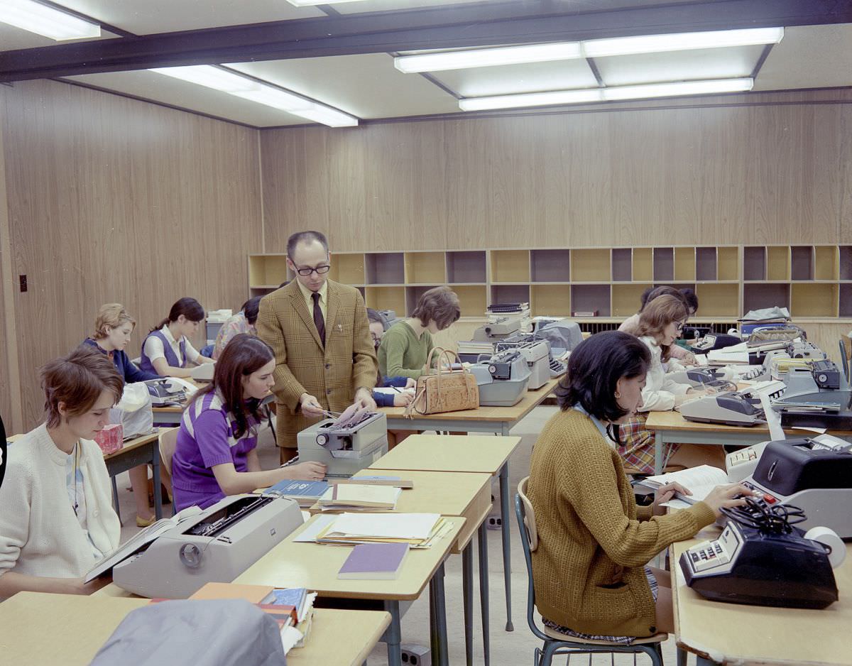 Business machine class, Fort McMurray Vocational School, Fort McMurray, Alberta.