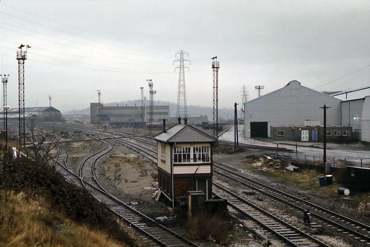 Round Oak, December 1982