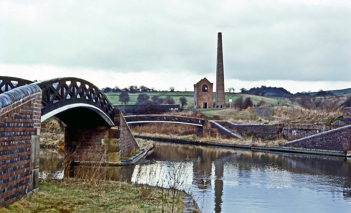 Windmill End Junction, Dudley, January 1982