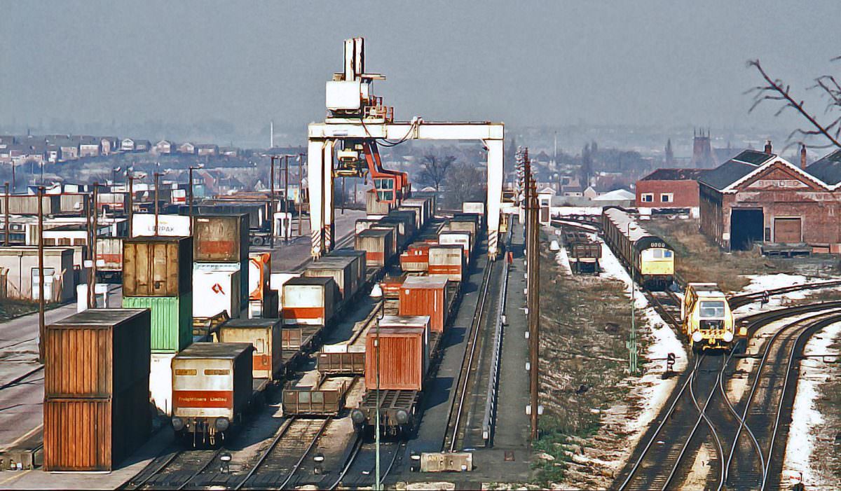 Dudley Freightliner Terminal, March 1976