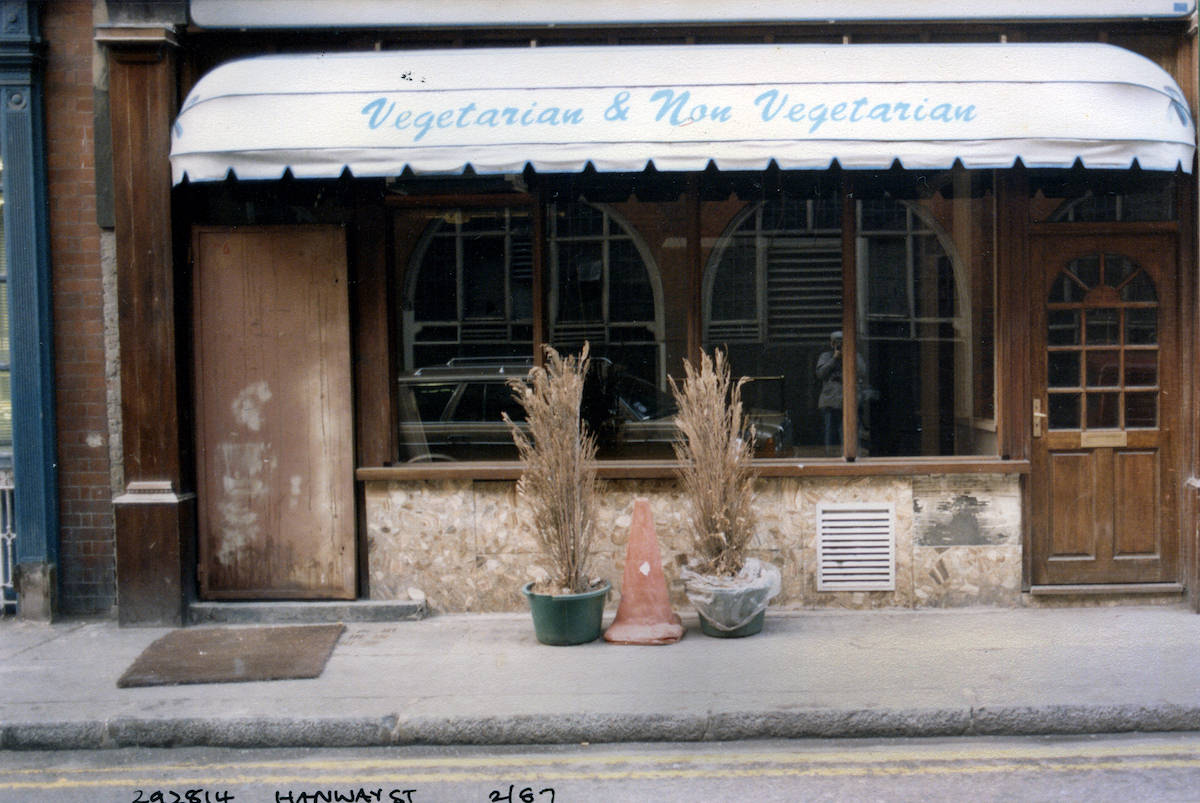 Restaurant, Hanway St, Fitzrovia, 1987