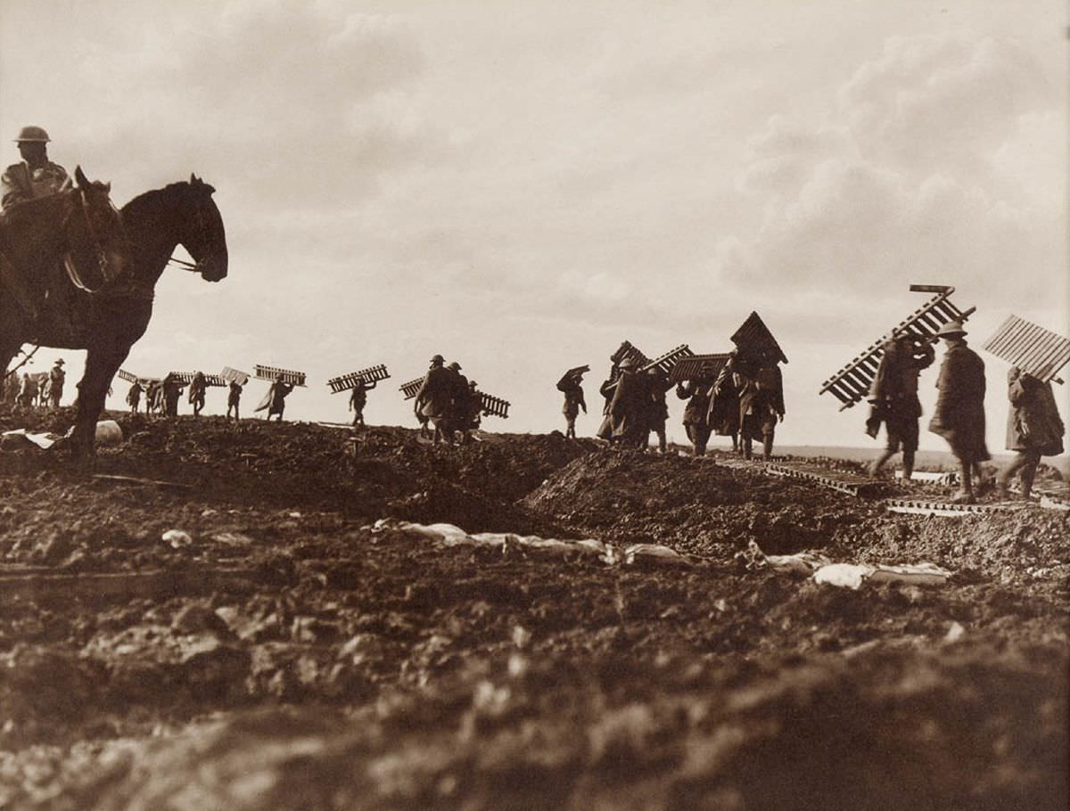 A Soldier's Perspective: Frank Hurley's WWI Western Front Photography