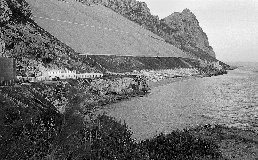 Gibraltar in 1980 through the Lens of a Spanish Photographer