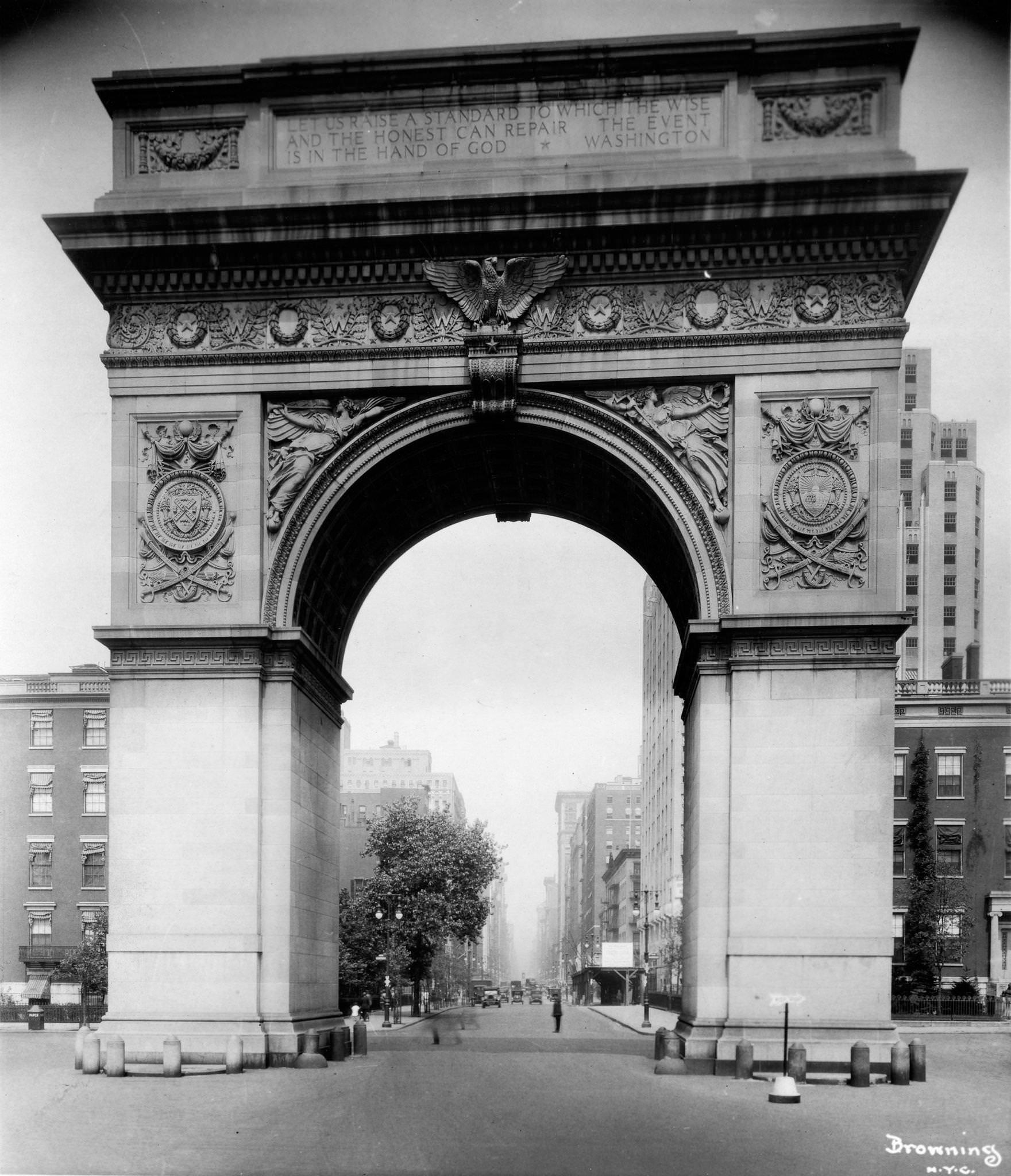 Washington Square Arch Facing North