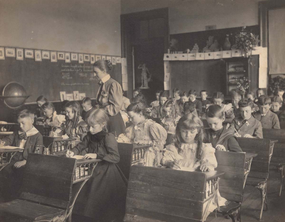 Frances Benjamin Johnston, Penmanship Class, 1899.