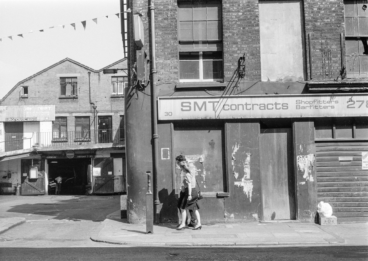 Garage, SMT contracts, 30-32, York Way, 1990