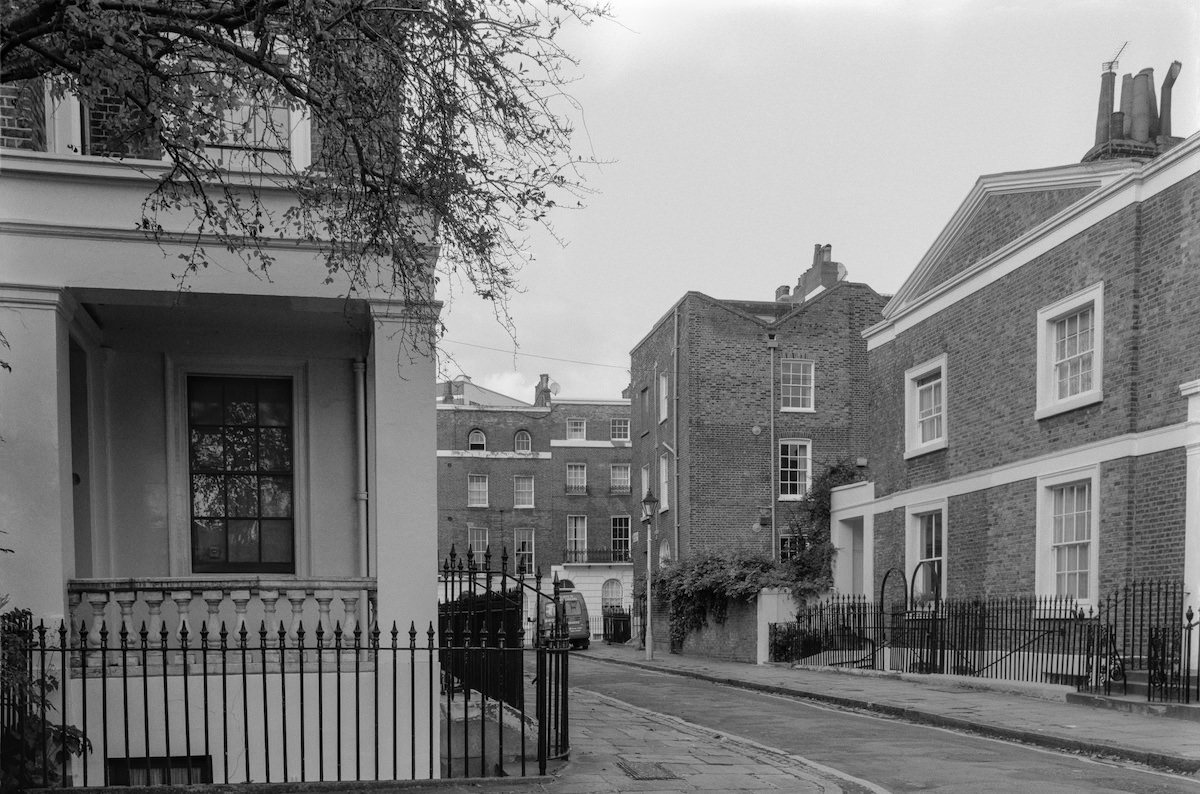 Cumberland Gardens, Great Percy St, Kings Cross, Camden, 1992