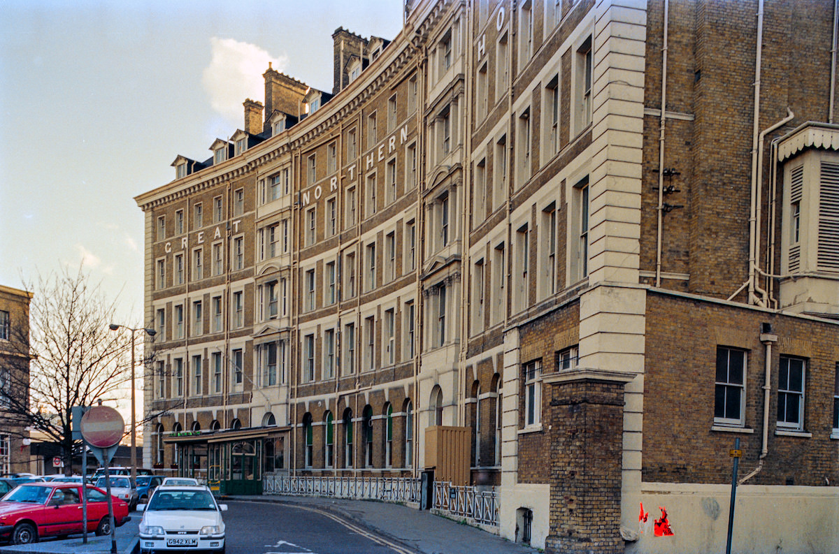 Great Northern Hotel, Pancras Rd, Kings Cross, Camden, 1990