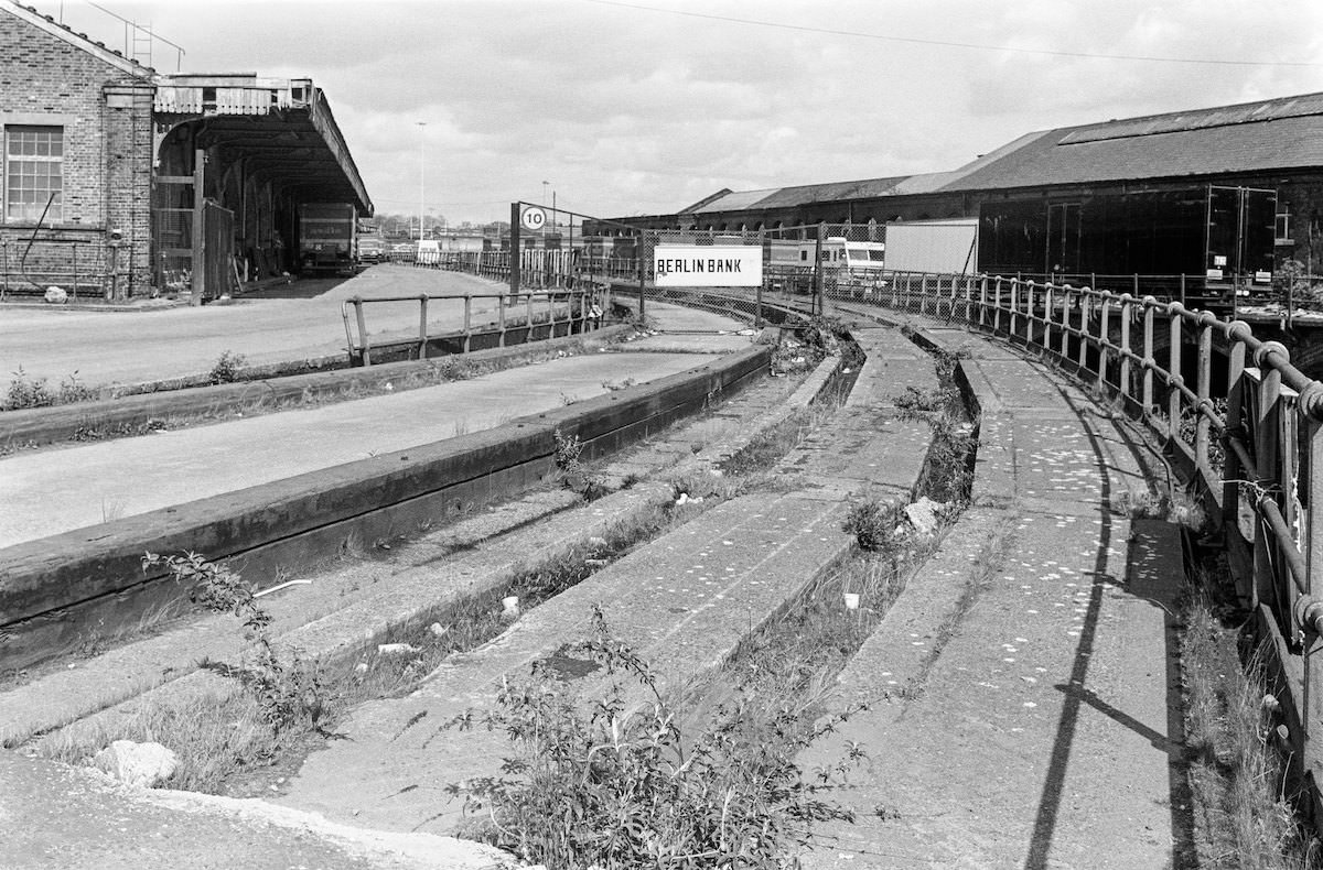 Viaduct, Kings X Goods Yard, Kings Cross, Camden, 1989