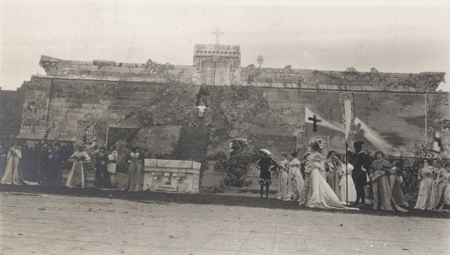 The young Louis IX sits in the arms of Cahokia in a scene from the Masque, 1914