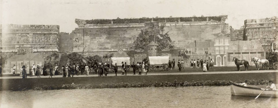 American pioneers, General Harris, Captain Stoddard, Pierre Chouteau and leading citizens in conference with Sauk and Fox Indians, Pageant, 1914