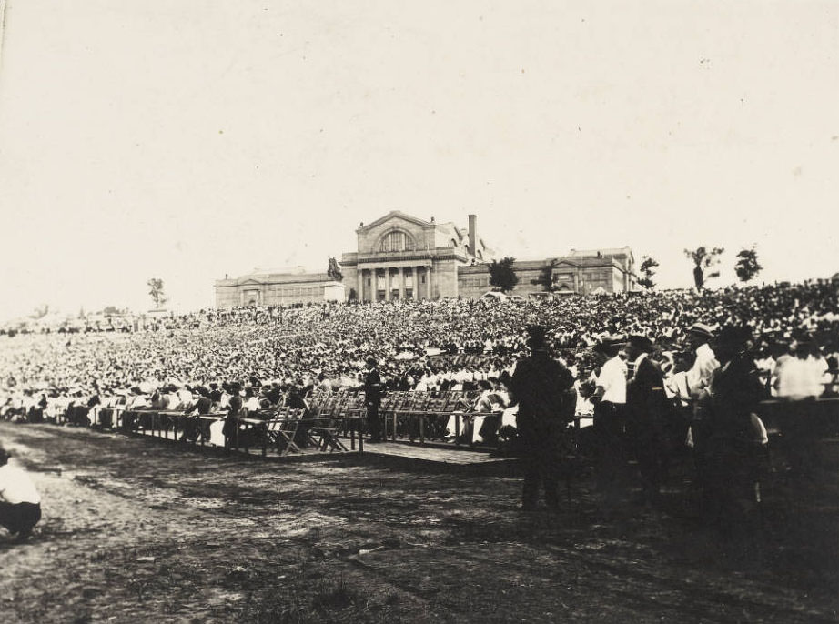 full-house audience at a performance of the Pageant and Masque of St. Louis, 1914