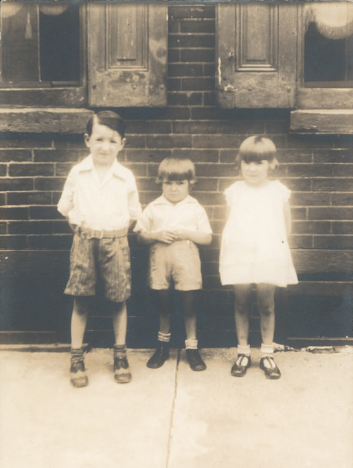 Fascinating Historical Portraits of People of South Philadelphia and Kensington in 1925