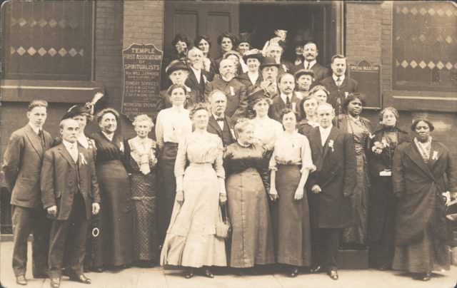 Fascinating Historical Portraits of People of South Philadelphia and Kensington in 1925