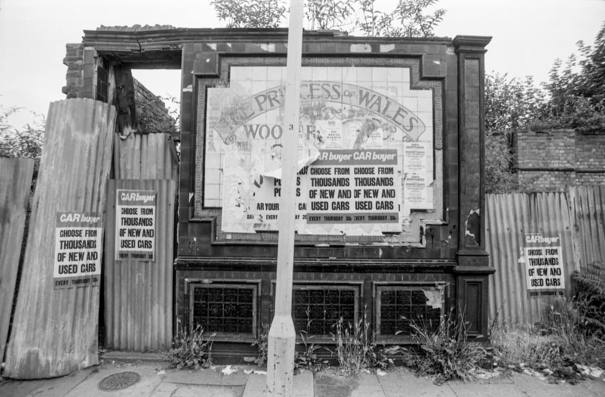 Princess of Wales, Bridport Place, Hoxton, Hackney 1986