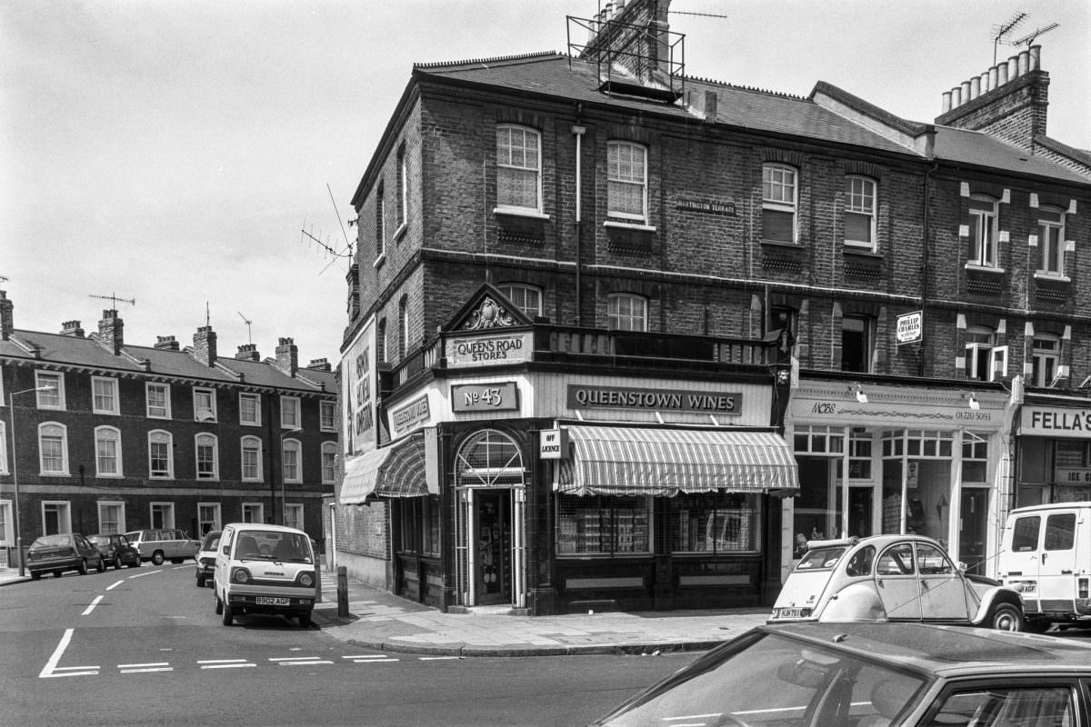 Queen’s Road Stores, Hartington Terrace, Stanley Grove, Queenstown Road, Clapham, Wandsworth, 1989