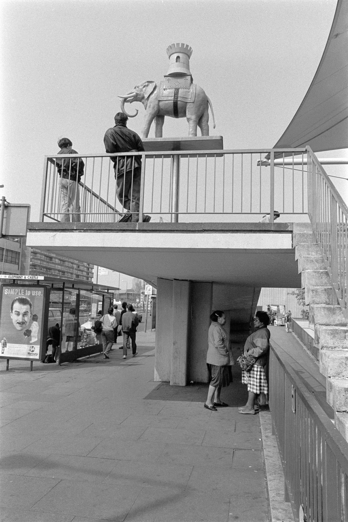 Shopping Centre, Elephant & Castle, Southwark, 1991